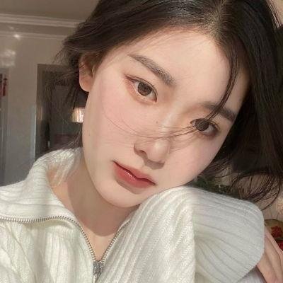 阿翁丽的青春封面